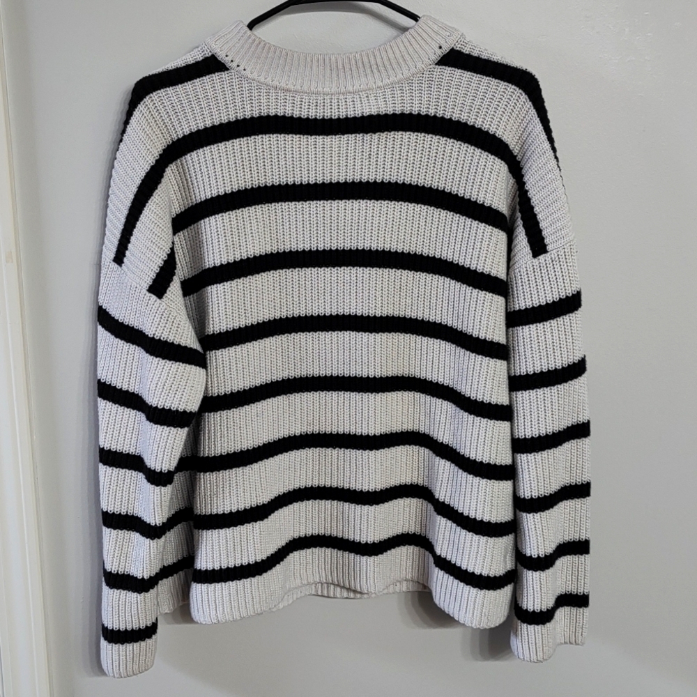 Black and white sweater